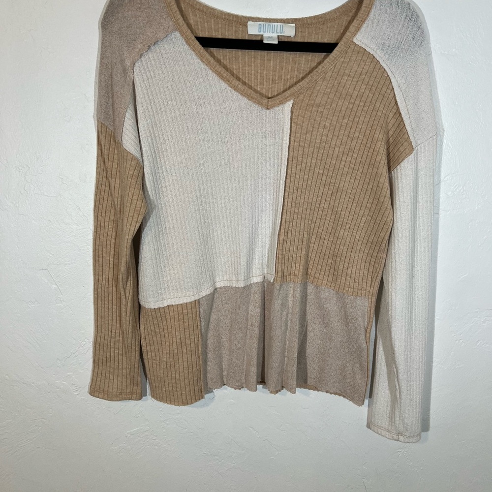 Banjul Women's Colorblock Sweater - Cream and Tan